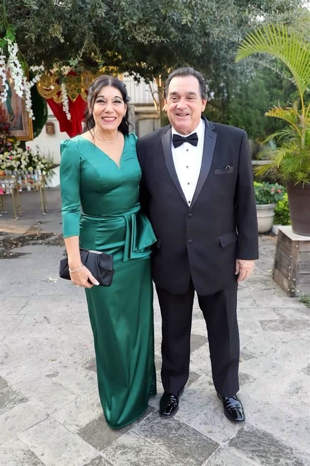 Ana Rosa Gómez de Leal y José Luis Leal