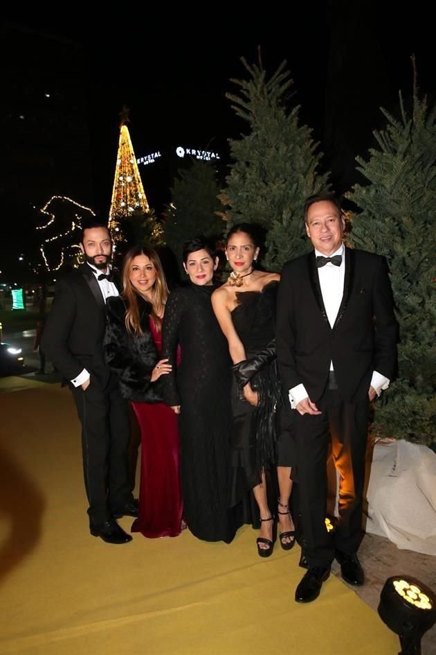 Jorge Orduña, Elo Cepeda, Ale Álvarez, Sandra de la Garza y José Quintero