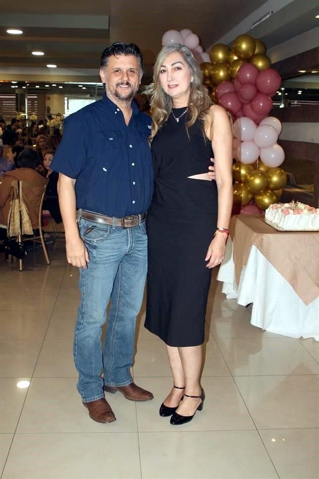 Arturo Sosa y Tania Galindo