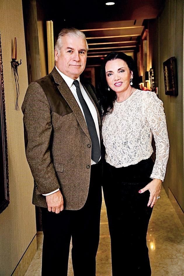 Gustavo Morton y Mónica Galván de Morton