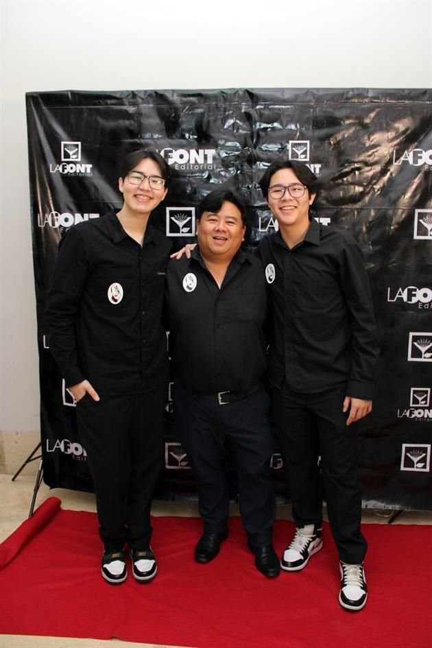 Kenyi Tan, Jeffrey Tan y Keenan Tan