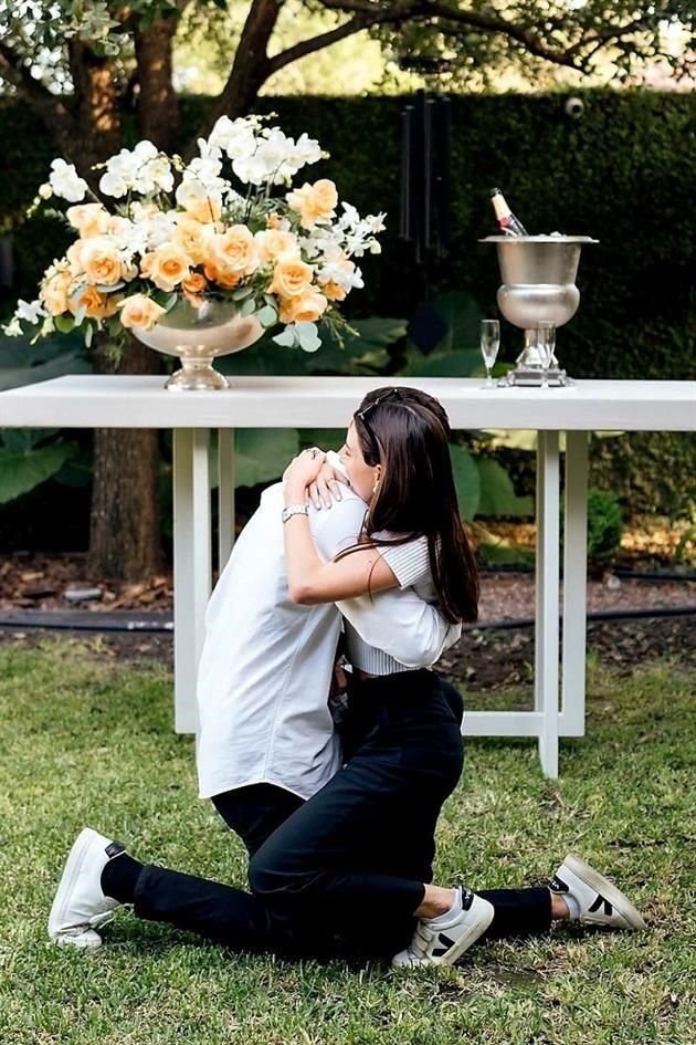 Mauricio Martínez y Michelle Vega. ANILLO: Noviembre del 2024. BODA: Por definir
