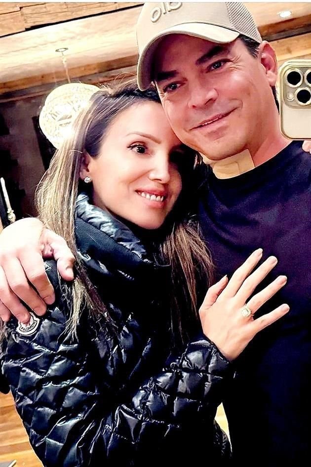 Alejandro Villanueva Gutiérrez y Nora Garza T. ANILLO: Febrero del 2024. BODA: Por definir
