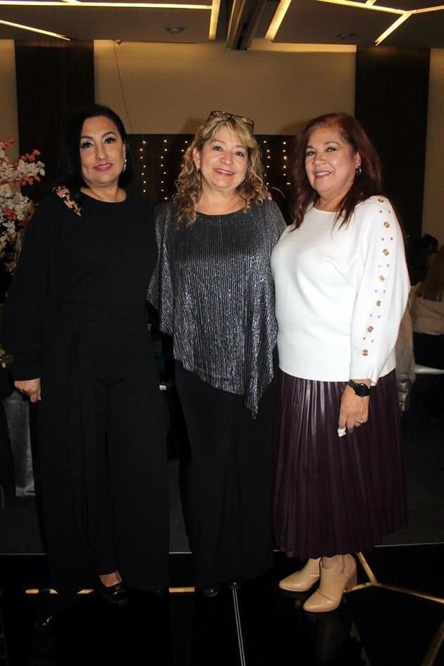 Silvia López, Paula Cepeda y Rosa Elia Tovar