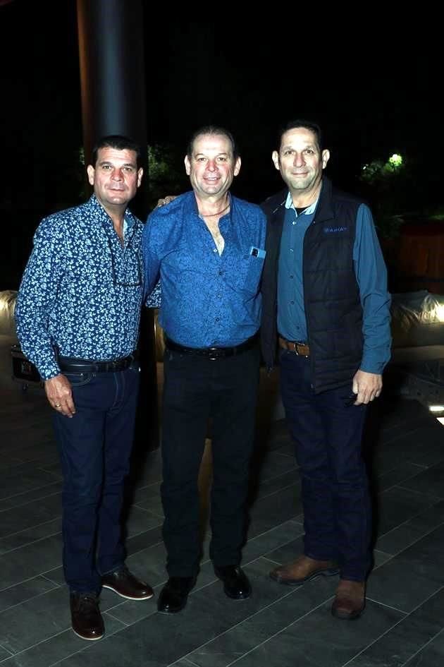 Alejandro Galván, Juan Galván y Alfonso Galván