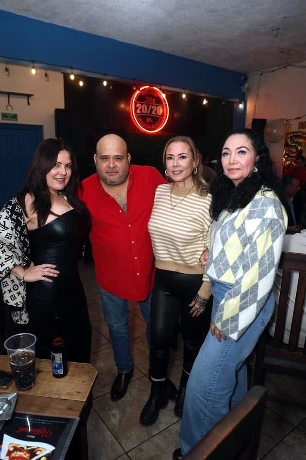 Ruth Cantú, Raúl Pro, Alejandra Garza y Rosalinda Uvalle