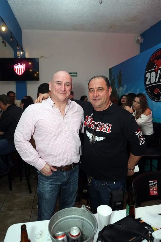 Tino Soto y Hugo González