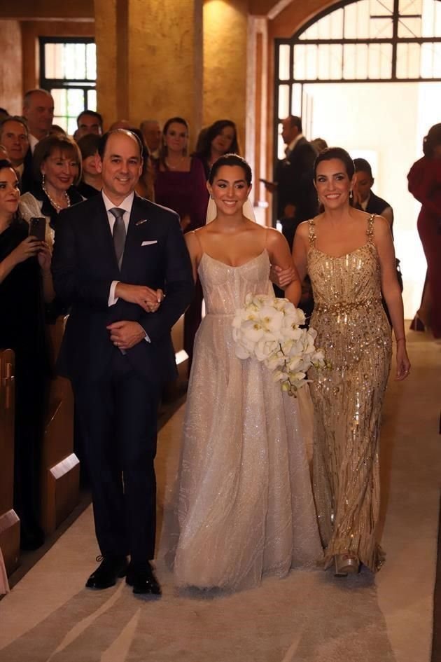 Adrián Maldonado Garza, Lucila Maldonado Bueno y Lucy Bueno de Maldonado