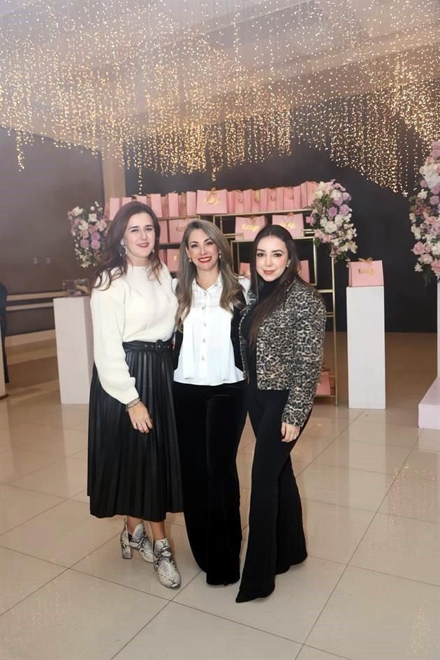 Cecy Lozano, Dayana Elizondo y Diana Garza