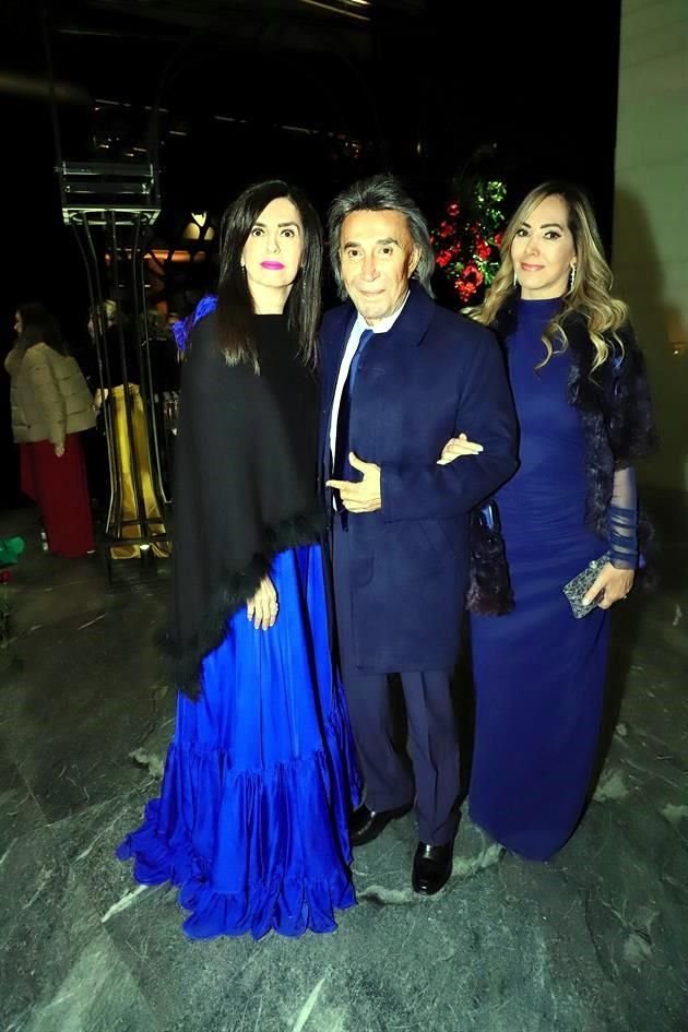 Carmela Alonso, Juan Villarreal y Laura Alonso