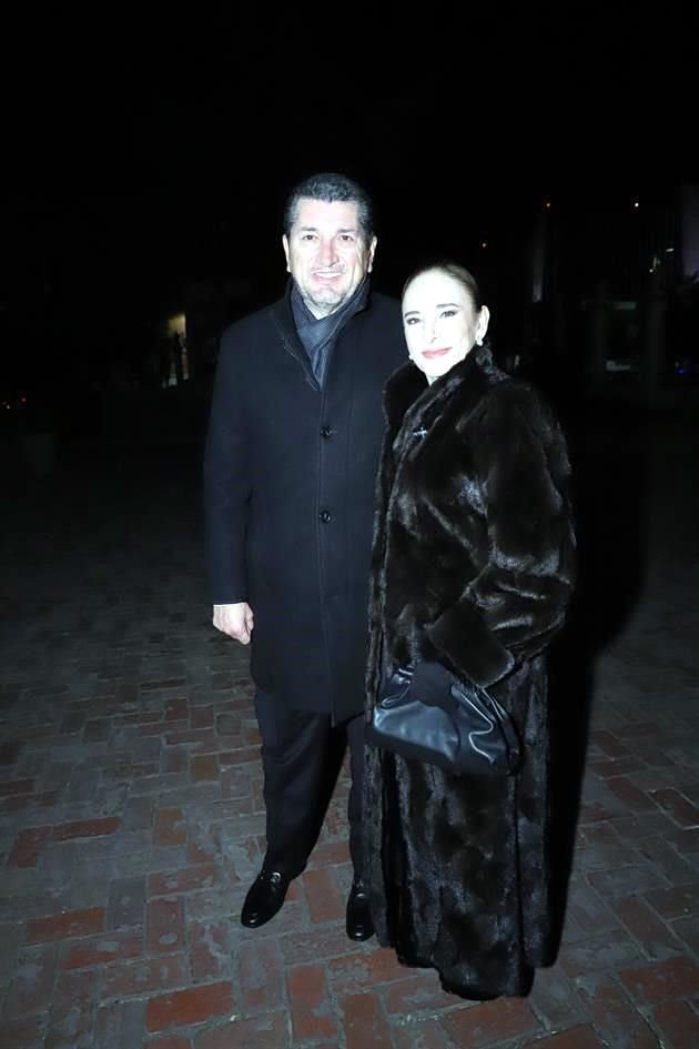 Eduardo de la Garza y Blanca Sánchez de De la Garza