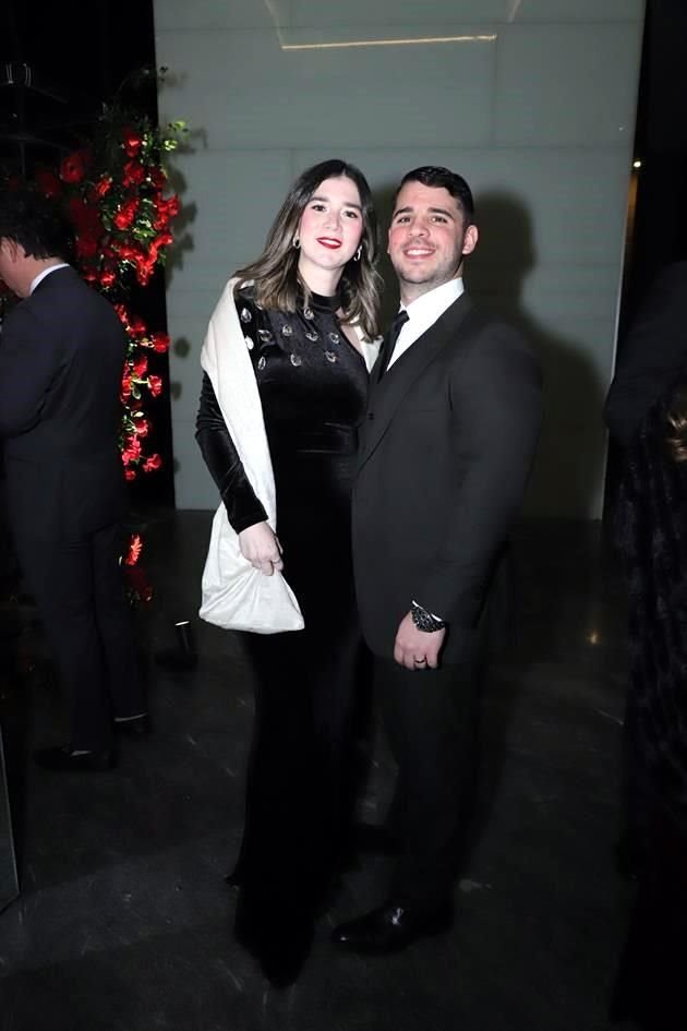 Luly Garza y Daniel Martínez