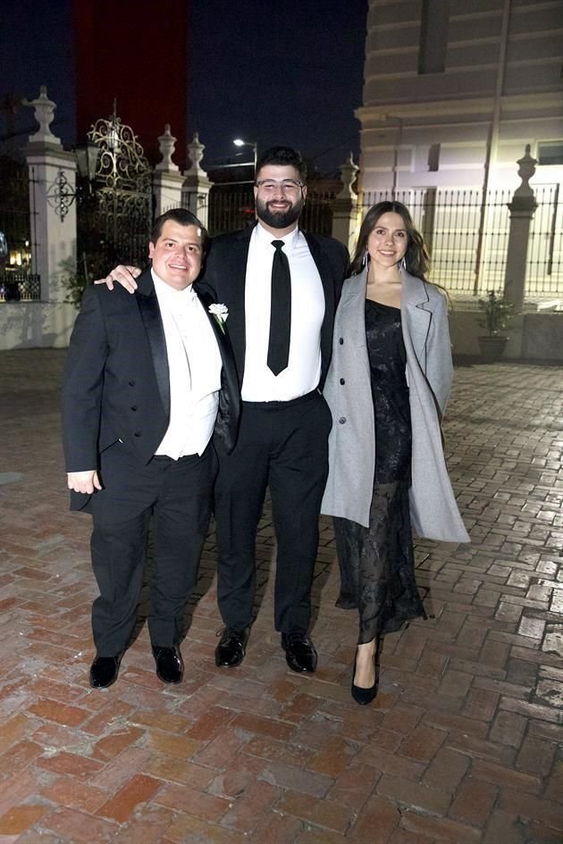 Mauricio Miñarro Ruiz, César Miñarro y Ana Borowski
