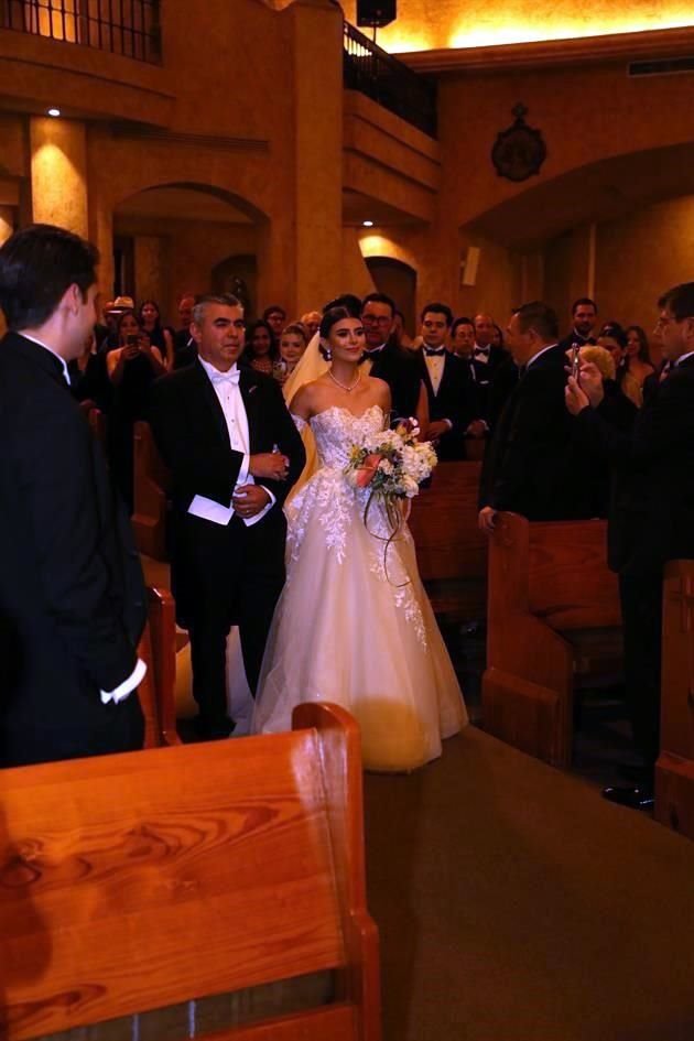 La novia con su papá, Saúl Martínez Martínez