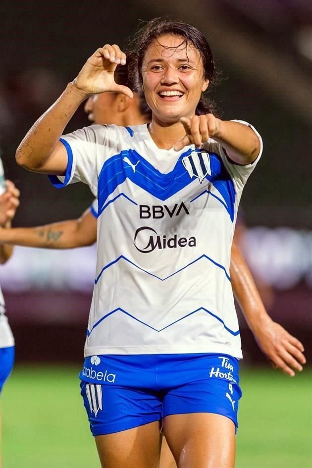 Rebeca Bernal se encargó de hacerle el tercero a Mazatlán.