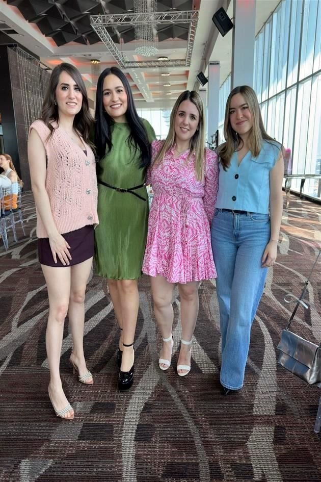 Ivania Gutiérrez, Daniela Santiago, Karla Tamez y Mariana López