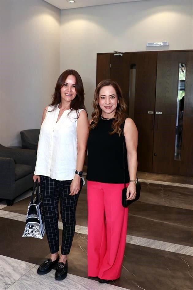 Karla Barrón de Ocejo y Marcela Ramírez de Mier