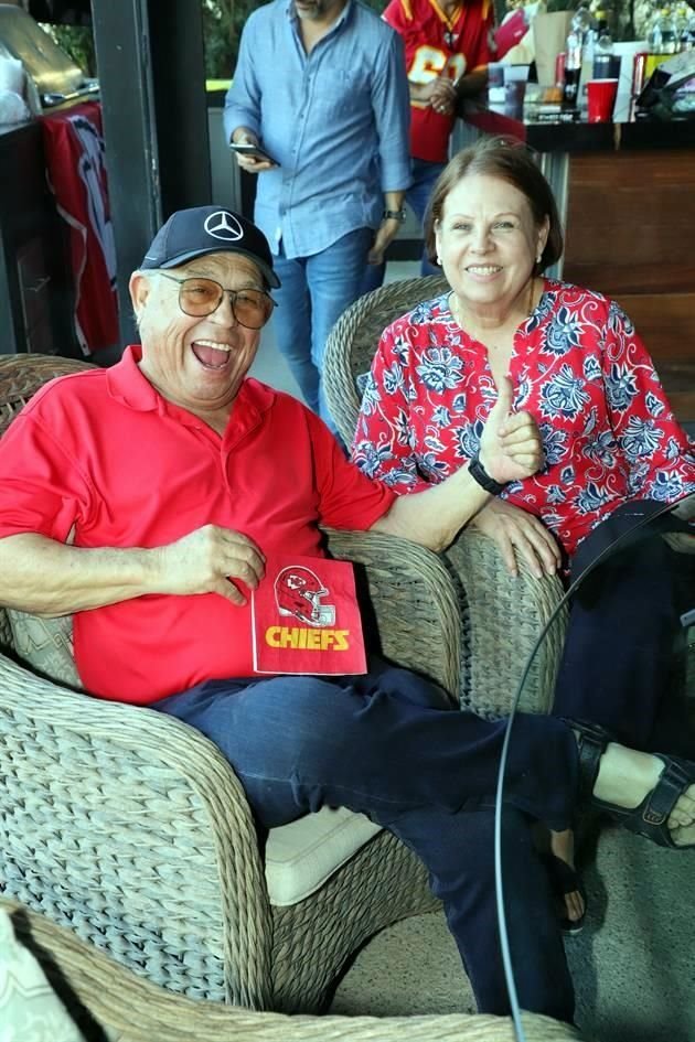 Fernando Cantú y Leticia Valle de Cantú