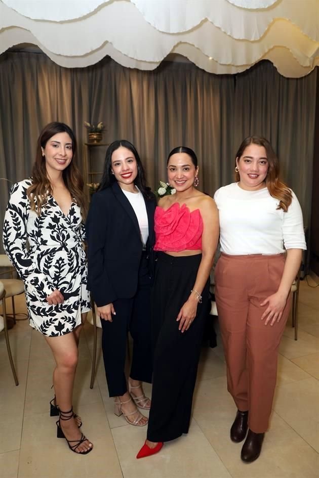 Annaisa Boccardo, Arantxa Vega, Diana Benavides y Bárbara Alonso