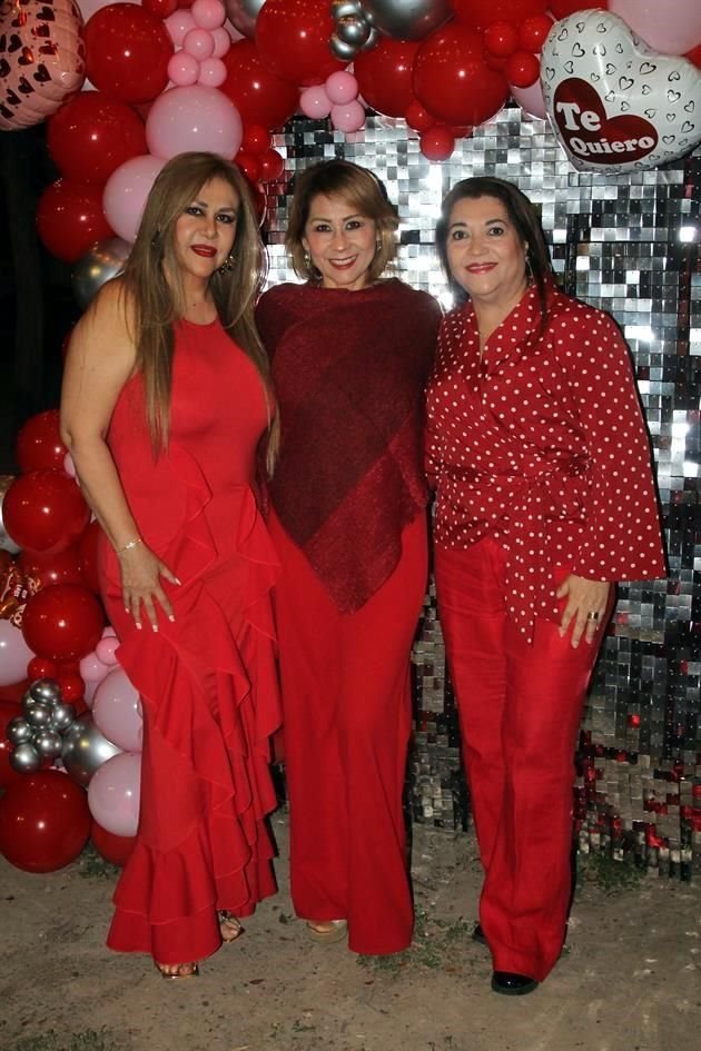 Yuli Rodríguez, Judith Cuevas y Alma de Lauria