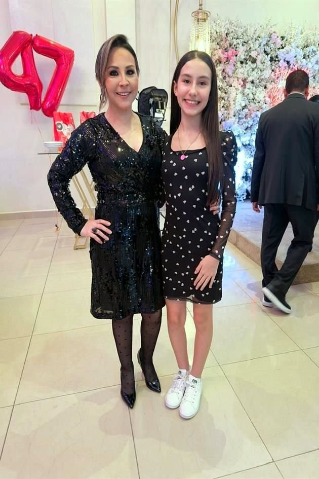 Nadia Ochoa y María Renée Cantú