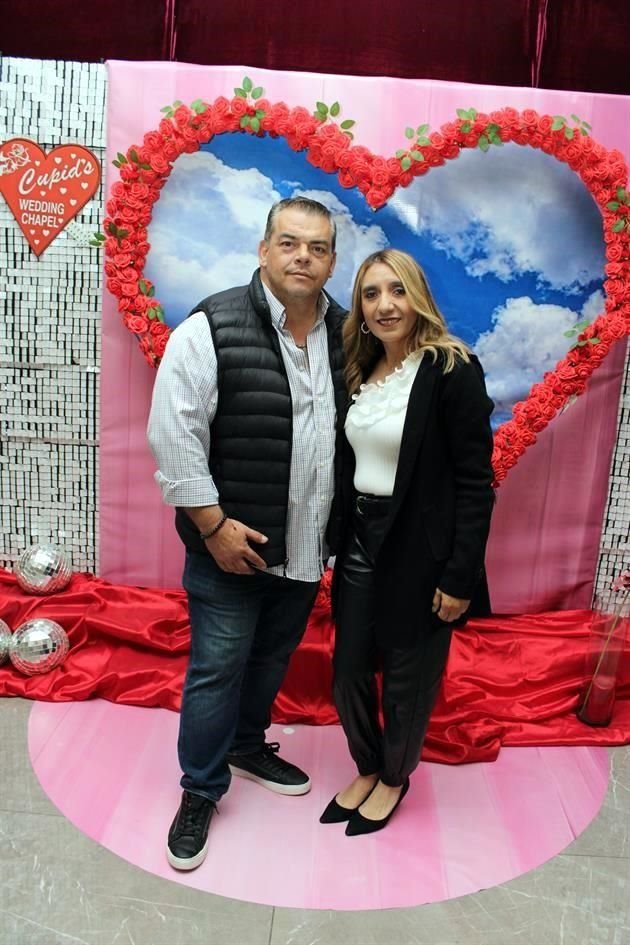 Federico Sánchez y Claudia González