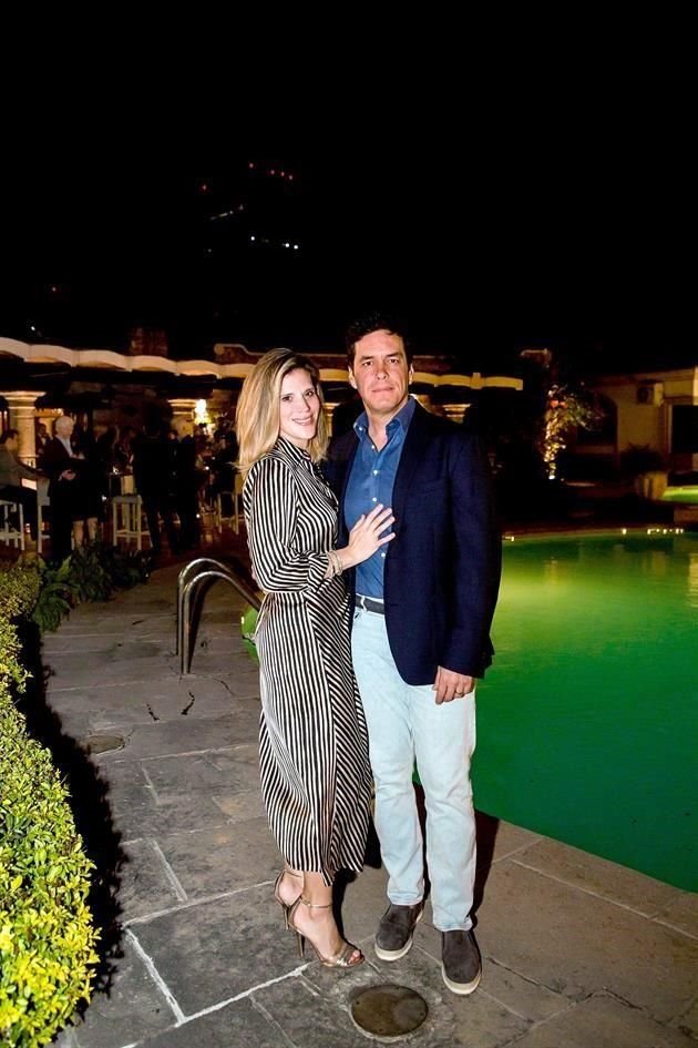 Victoria de la Fuente de Martínez y Alejandro Martínez