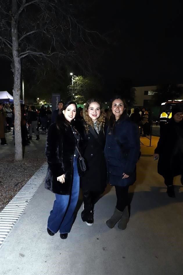 Elsa Tamez, Victoria Guerrero y Brenda Gómez