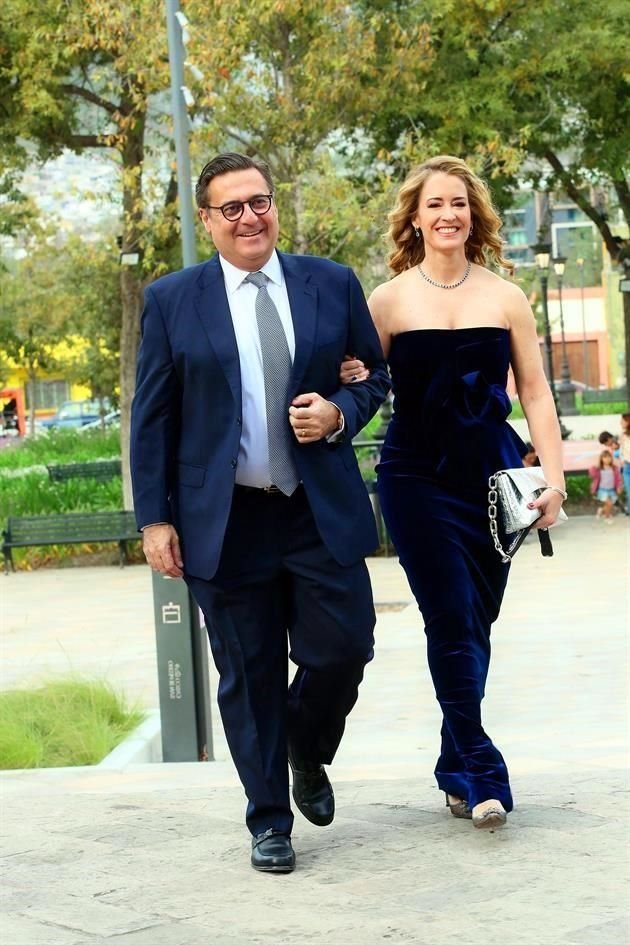 David Garza y Regina Martínez de Garza