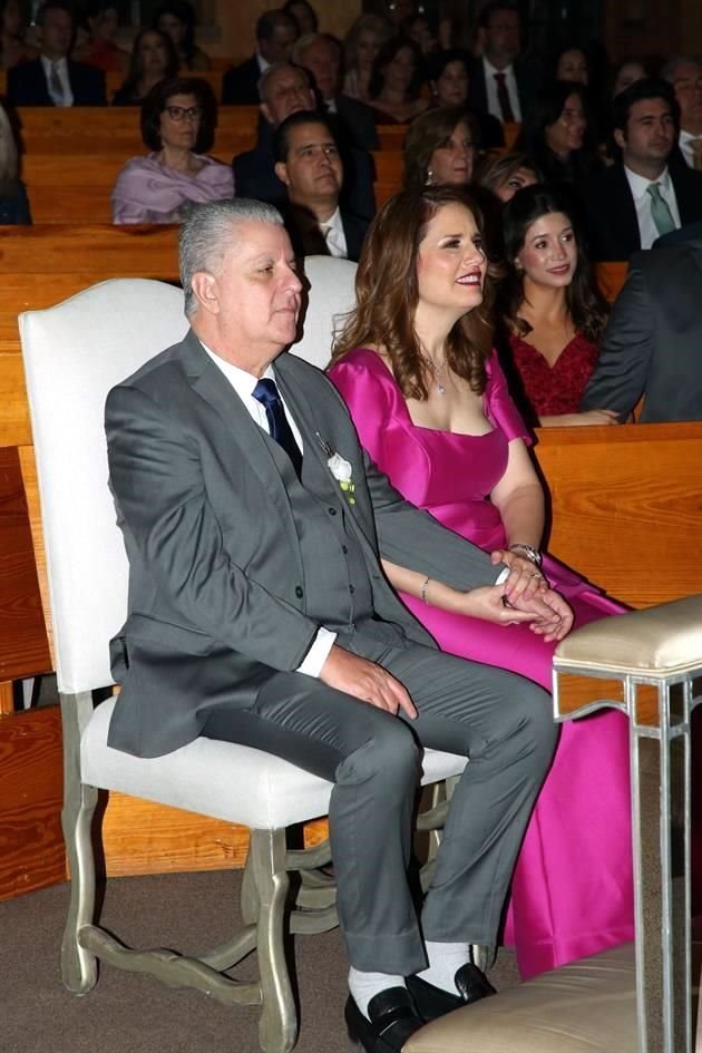 Horacio E. Sada Márquez y Yoana Ochoa de Sada