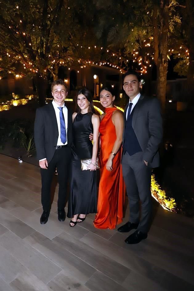 Fiero Fernández, Sofía Linden, Ivanna Monroy y Juan Carlos Madero