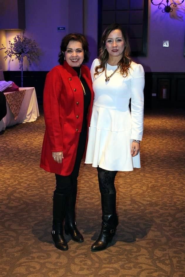 Rosa de Rivera y Lizeth Treviño