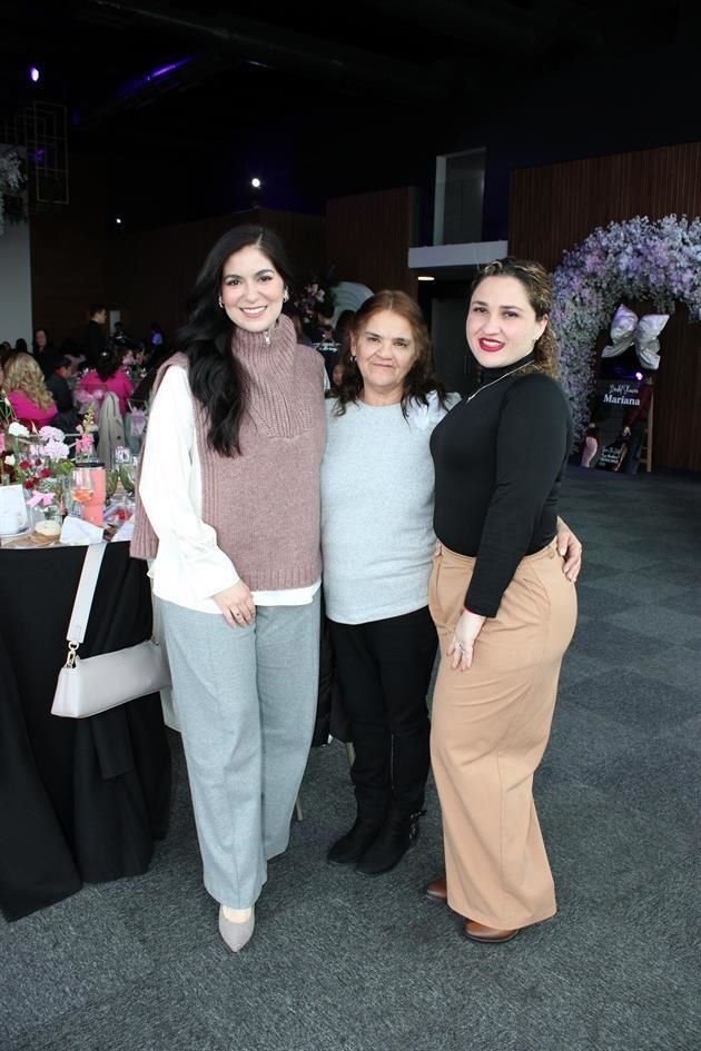 Mariana Ávila, Norma García e Iveth Ayala