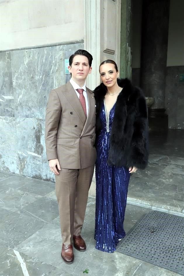 Christian Martínez y Thelma Álvarez