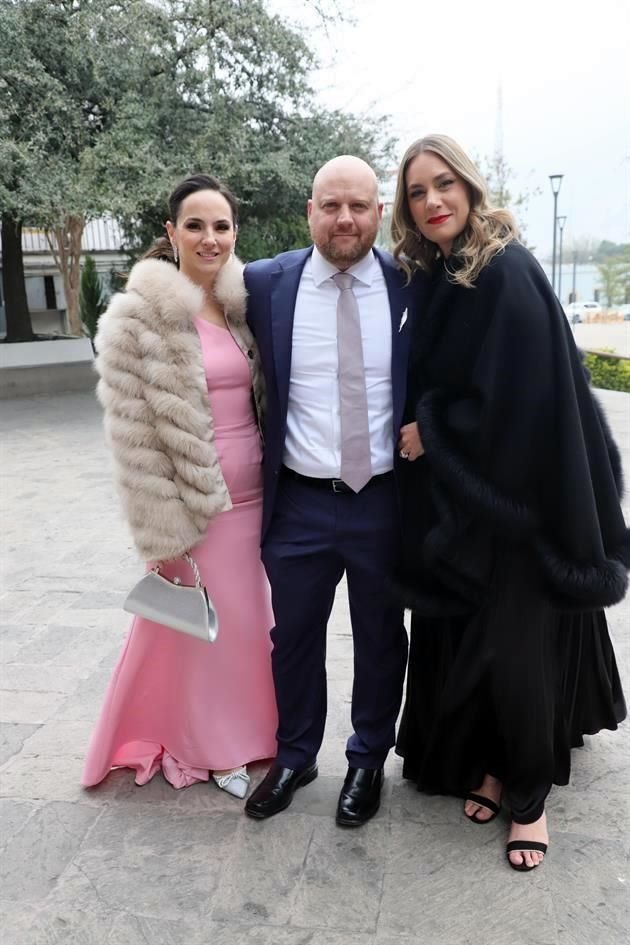 Bibis Gutiérrez de Ochoa, Andrés Madero y Daniela González de Madero