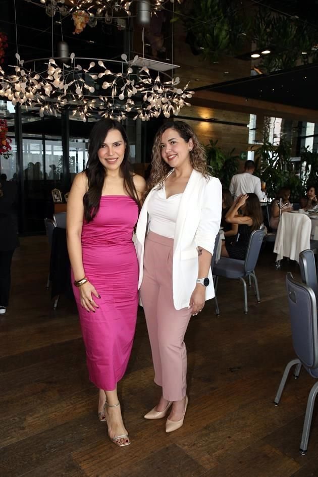 Mariela Reyes y Katia Elizondo