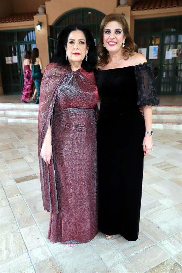 Lucía Boesch Garza y María Elena Assad