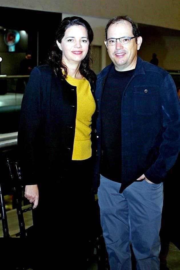 Gaby de Martínez y Javier Martínez