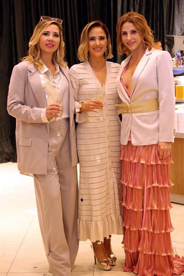 Ana Nájera, Olaya Guajardo y Gaby Kalifa