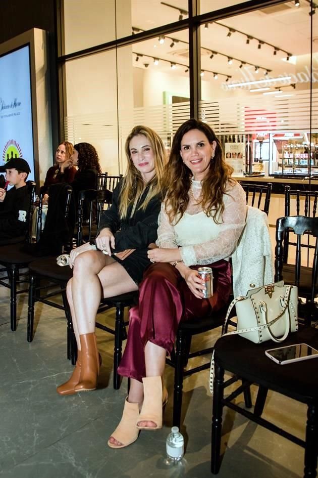 Vangy González y Claudia Barrera