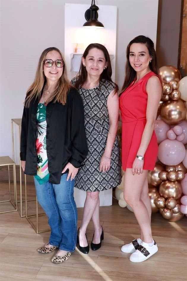 Marcela Rodríguez, María Elena Zermeño y Ana Ramos