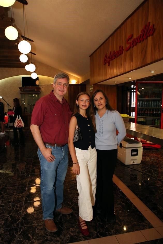José Luis Camps, Eugenia Camps y Mariana González de Camps