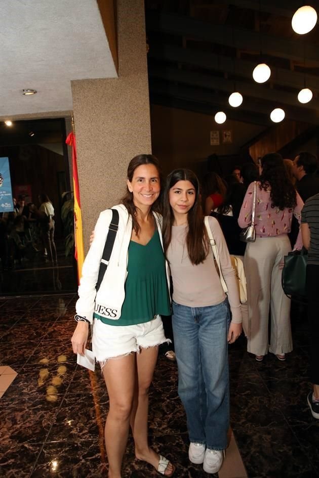 Gabriela Ortiz y Lucía Martínez