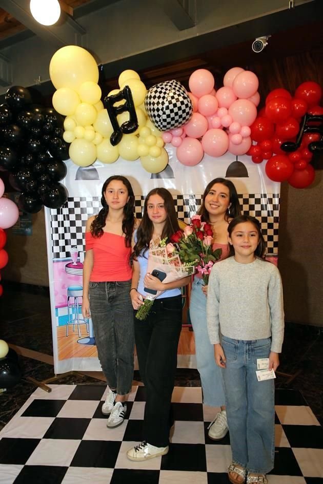 Roberta Nájera, Catalina Nájera, Regina Nájera y Lourdes Nájera