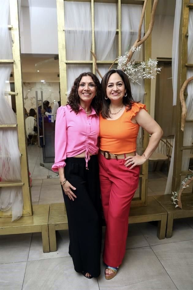 Nora Lara y Betty Leal