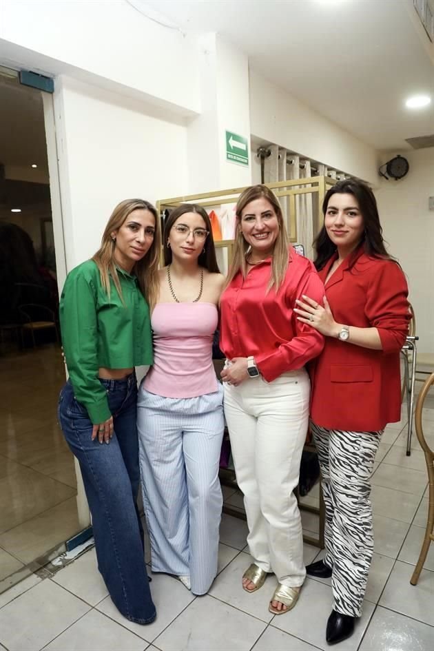 Belinda Garza, Mia González, Anabel Garza y Valery González