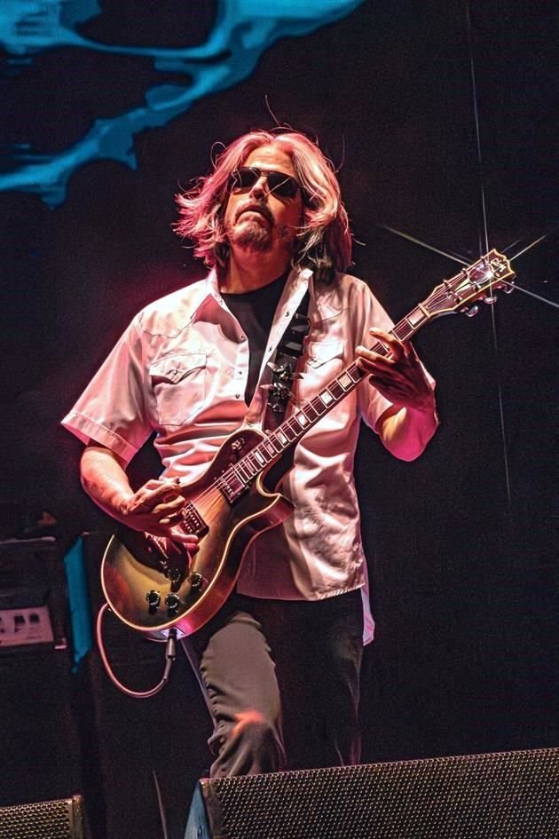 Adam Jones, guitarrista de Tool.