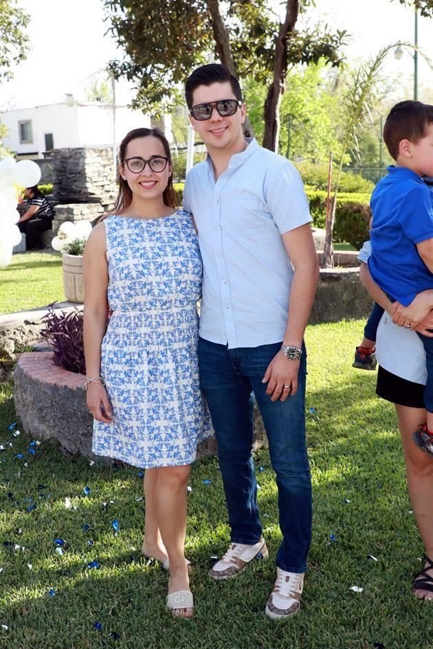 Alexa Marroquín de Moreno y Rubén Moreno Niño de Rivera