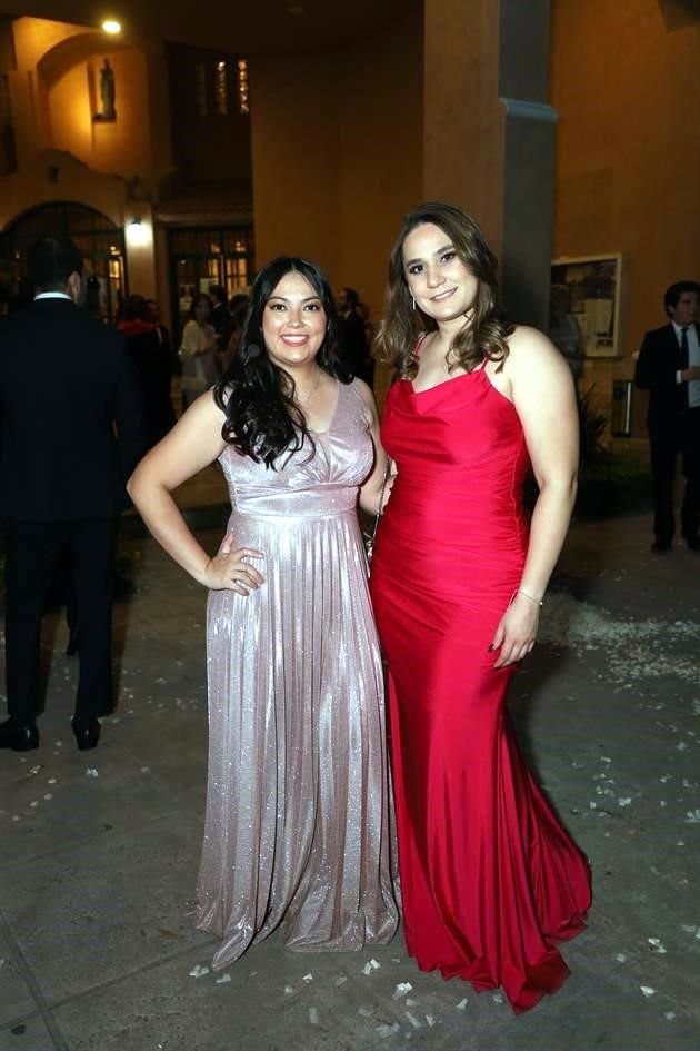 Alexandra Santos y Brenda Rocamontes