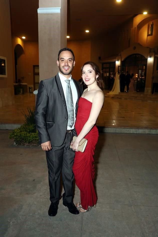 Bernardo Bueno y Geraldina Montemayor